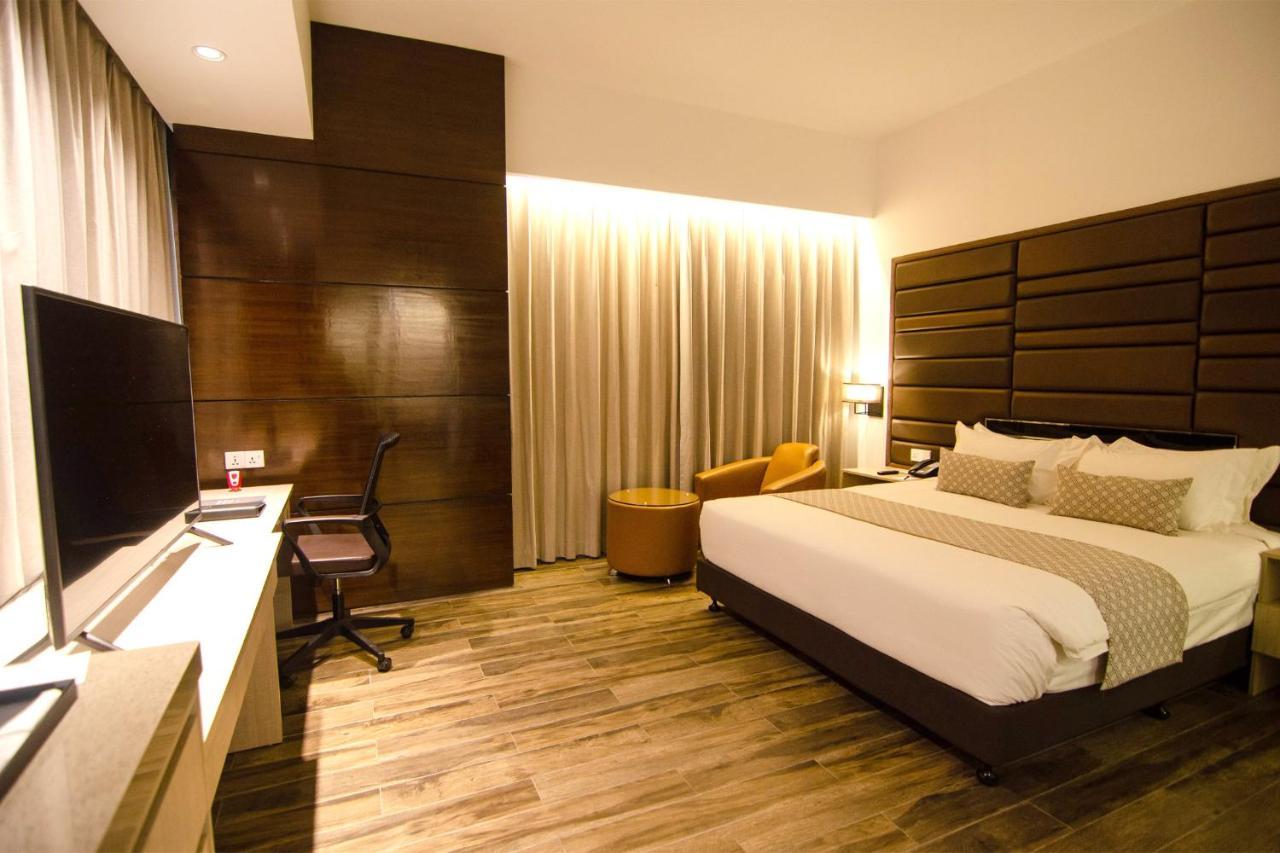 Best Western Sks Chattogram Chittagong Eksteriør billede