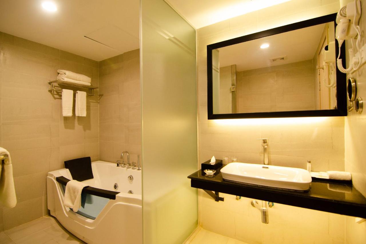 Best Western Sks Chattogram Chittagong Eksteriør billede