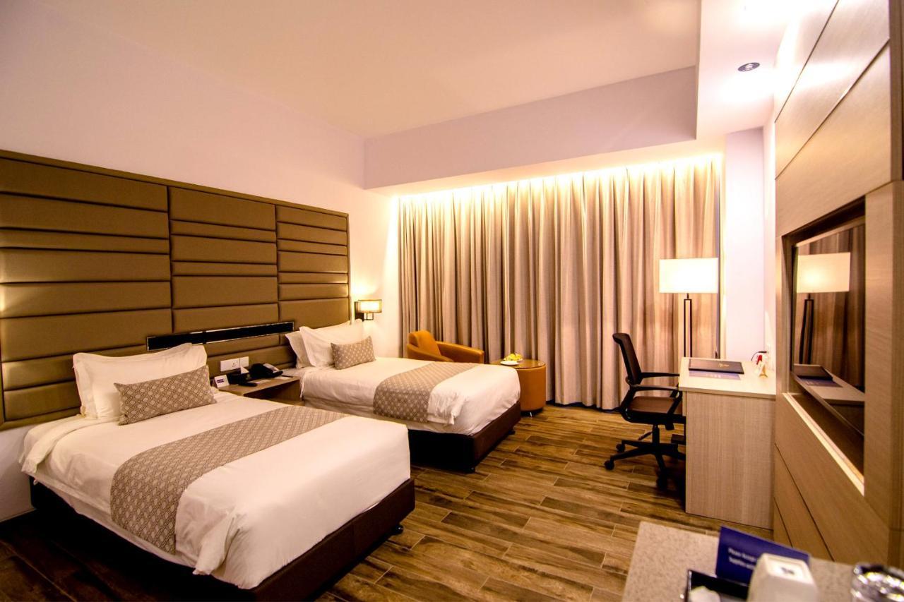 Best Western Sks Chattogram Chittagong Eksteriør billede