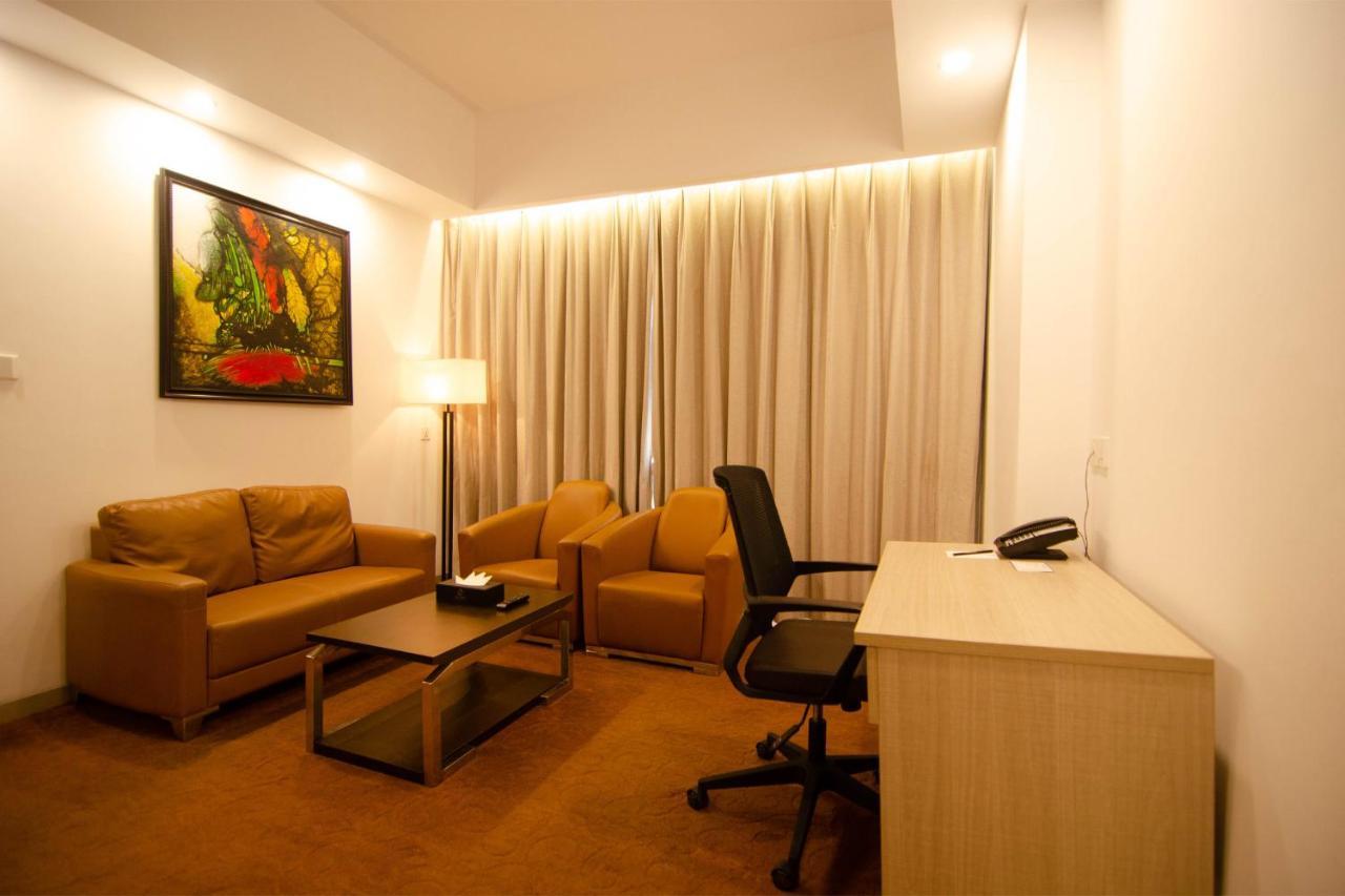 Best Western Sks Chattogram Chittagong Eksteriør billede