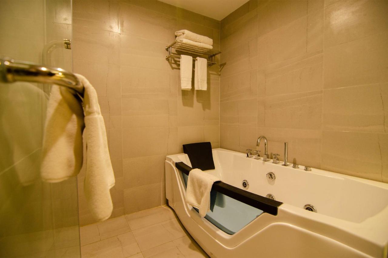 Best Western Sks Chattogram Chittagong Eksteriør billede